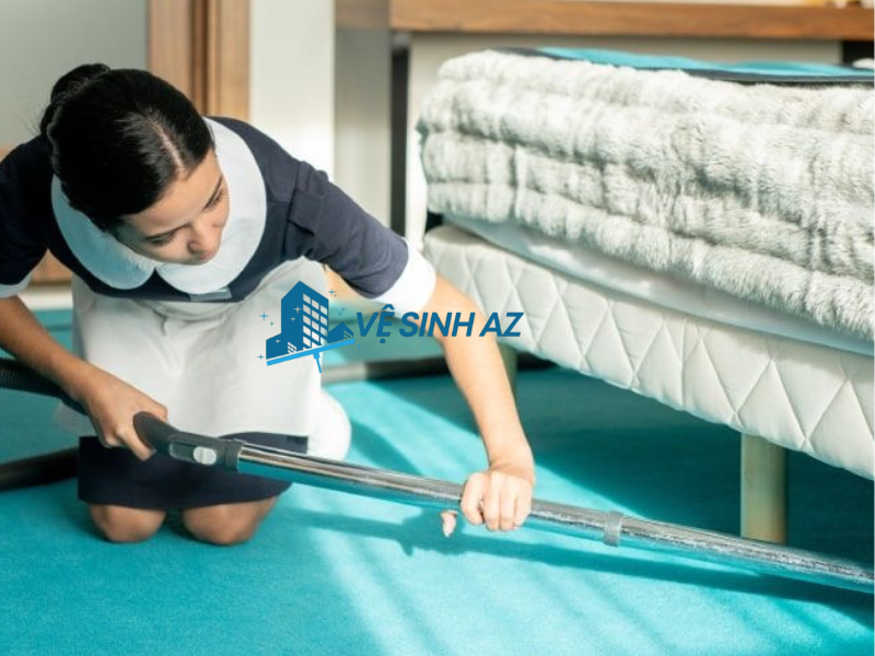 Nhân viên tận tình, chuyên nghiệp Nhân viên tận tình, chuyên nghiệp